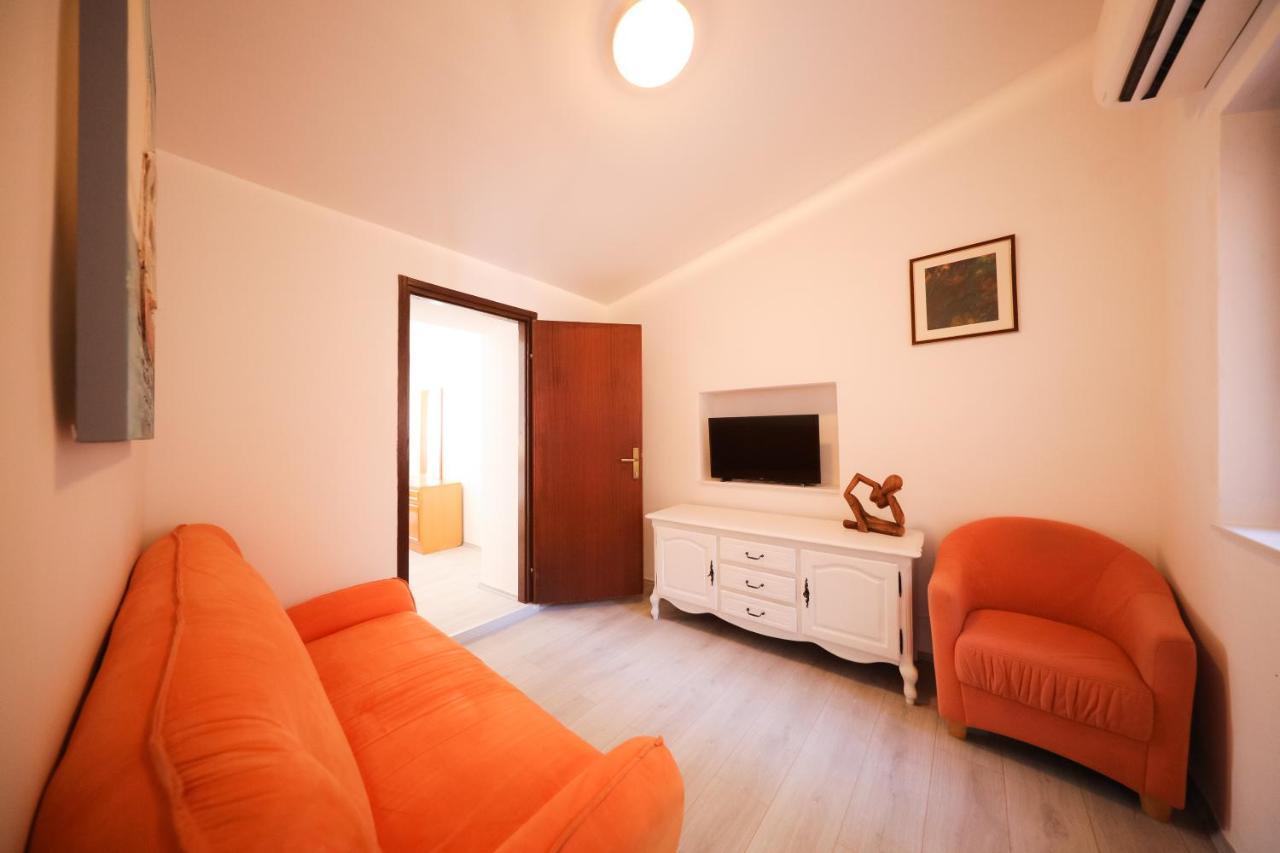 Two Bedroom Apartment In The Old Town Marija Zadar Exterior foto